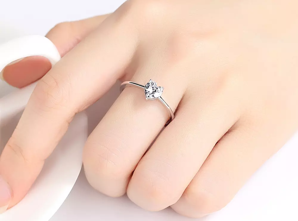 Nhẫn Nữ Trái Tim Hạnh Phúc Bạc Hiểu Minh NU258