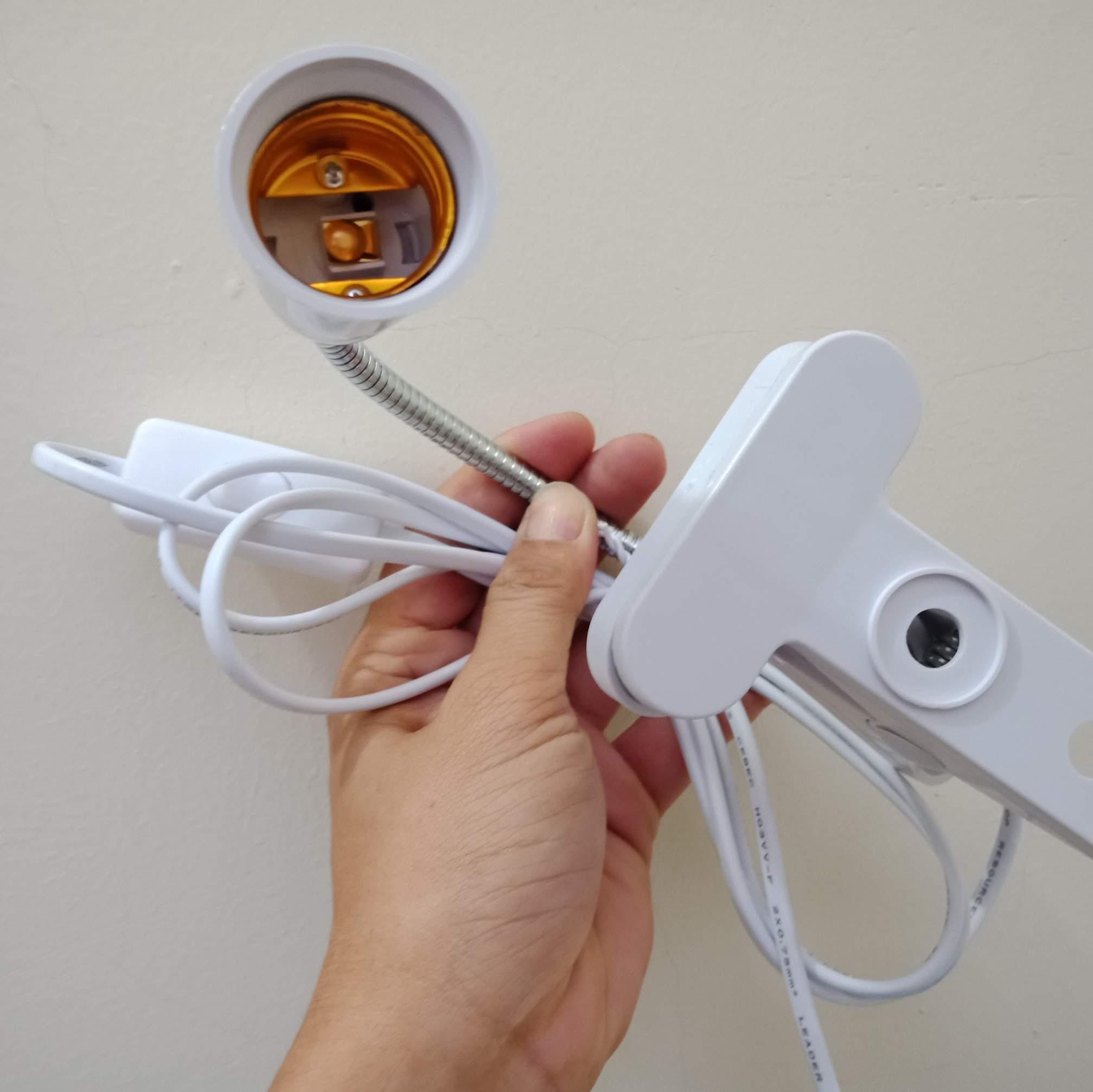 [Hàng HOT] Chân đèn để bàn kẹp, đui xoáy E27 phổ biến nhất - Dài 20Cm