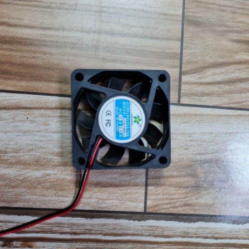 Quạt DC 12V 6×6(hàng rã máy)
