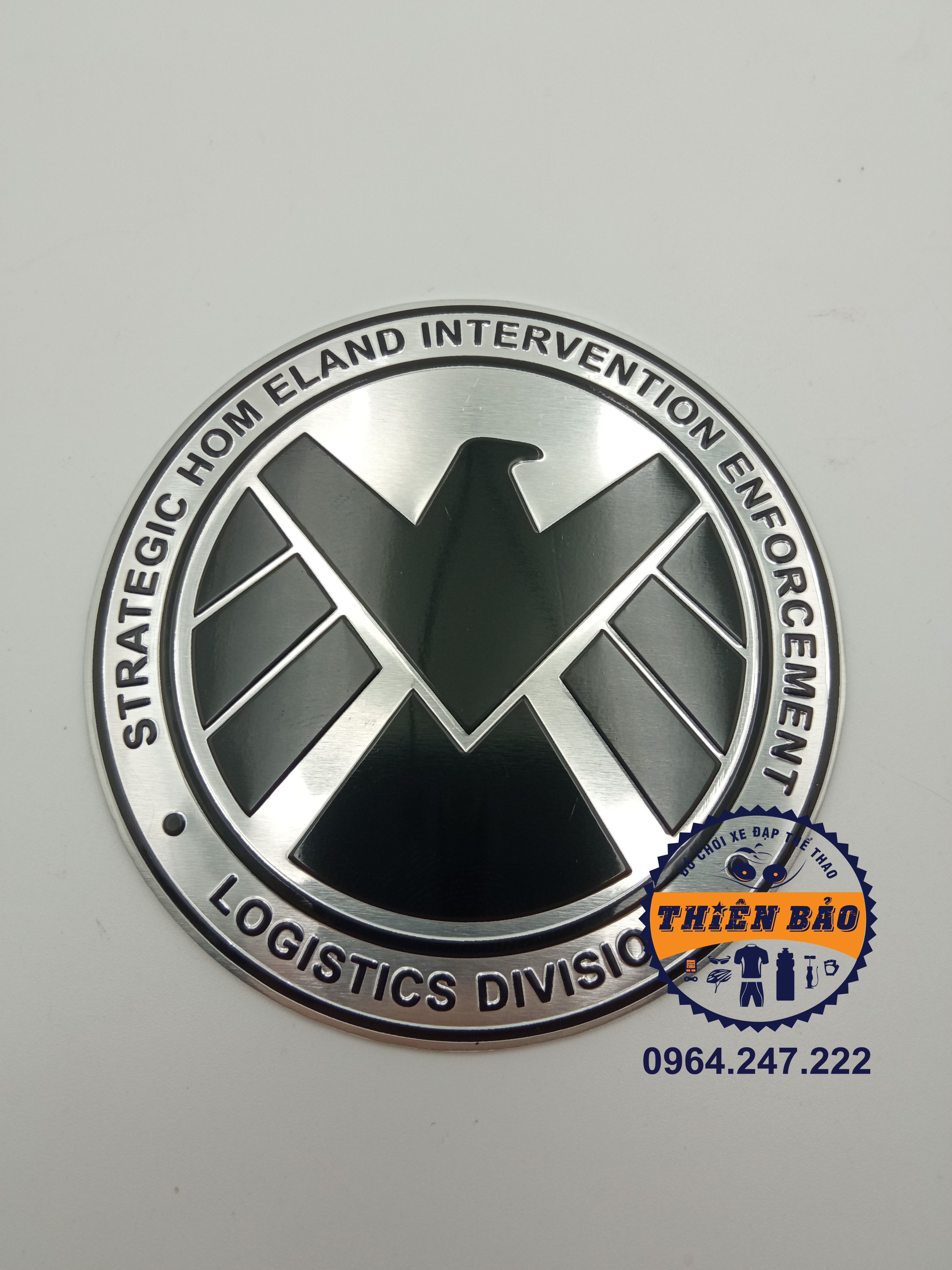 Tem dán xe logo Shield Vector decal dán xe thân đen nền trắng #8