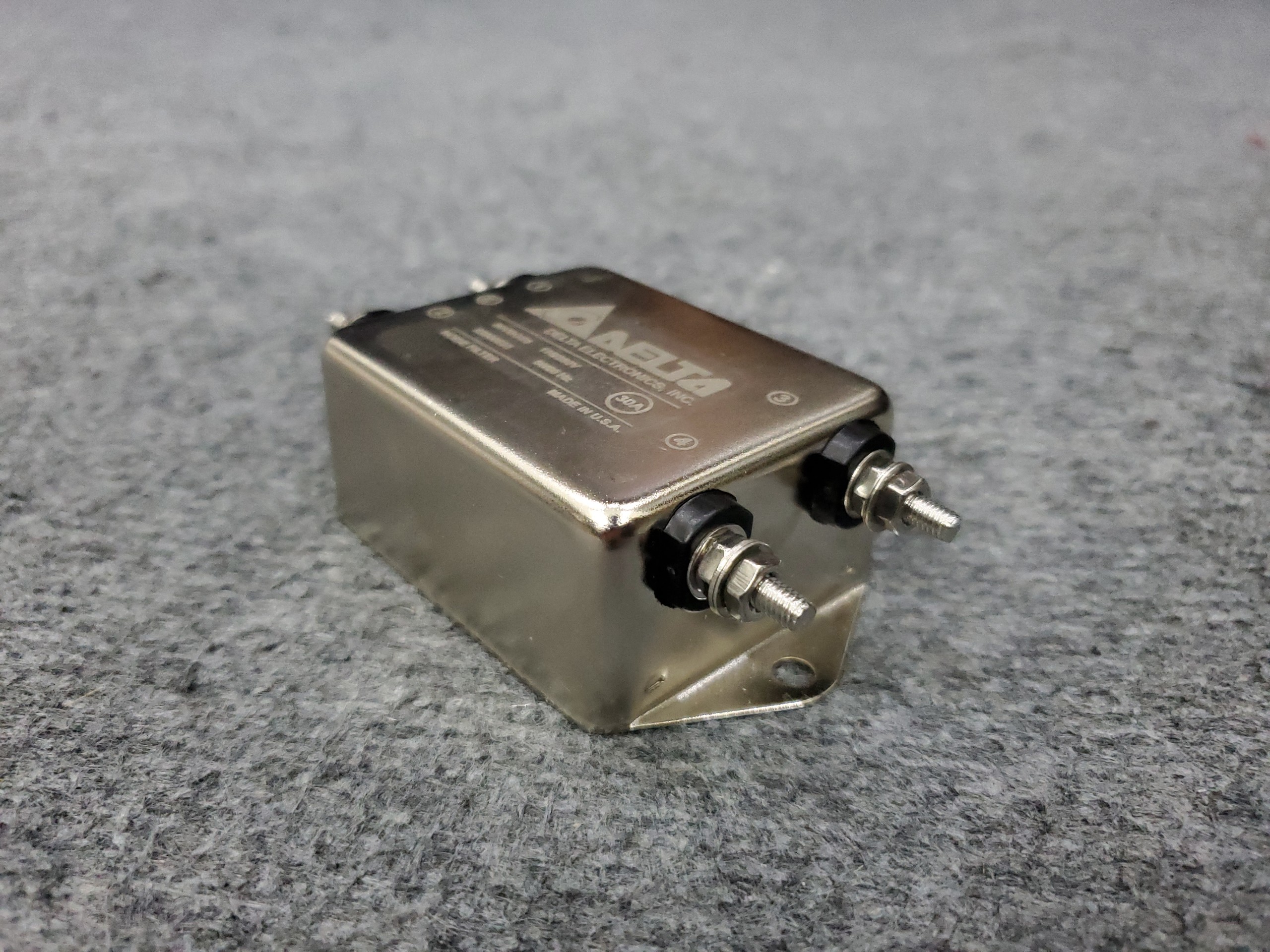 Lọc Nguồn Hai Tầng Delta 30A Mỹ