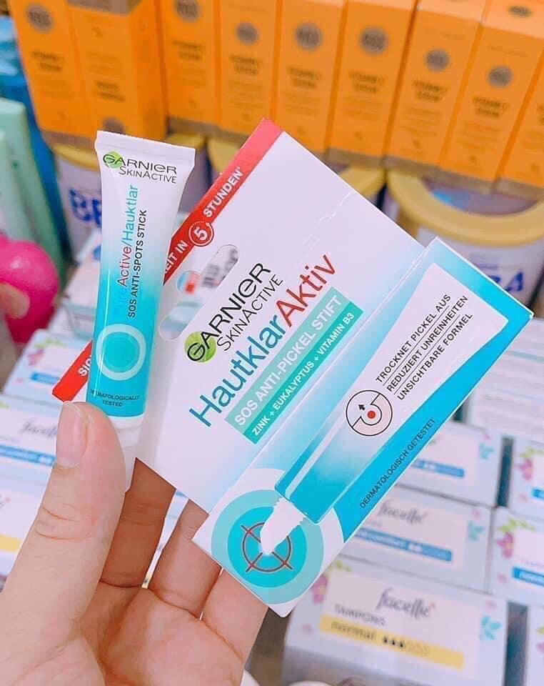 BÚT MỤN CẤP TỐC GARNIER DẠNG GEL SIÊU THẨM THẤU NHANH
