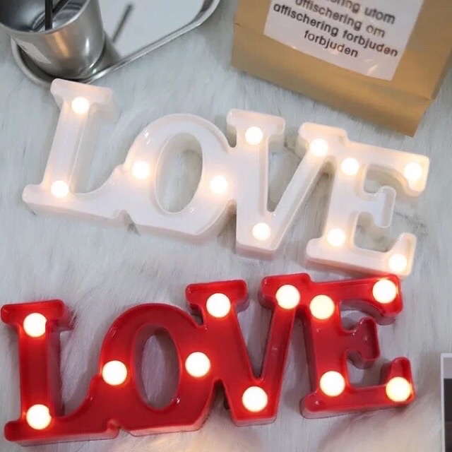 Chữ love gắn đèn led dễ thương
