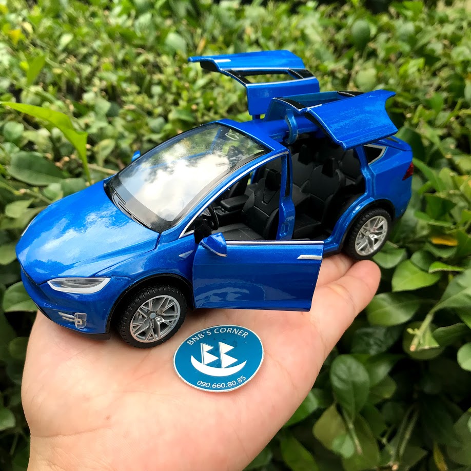 [BNB's Corner] Mô hình xe 1:32 Tesla X90