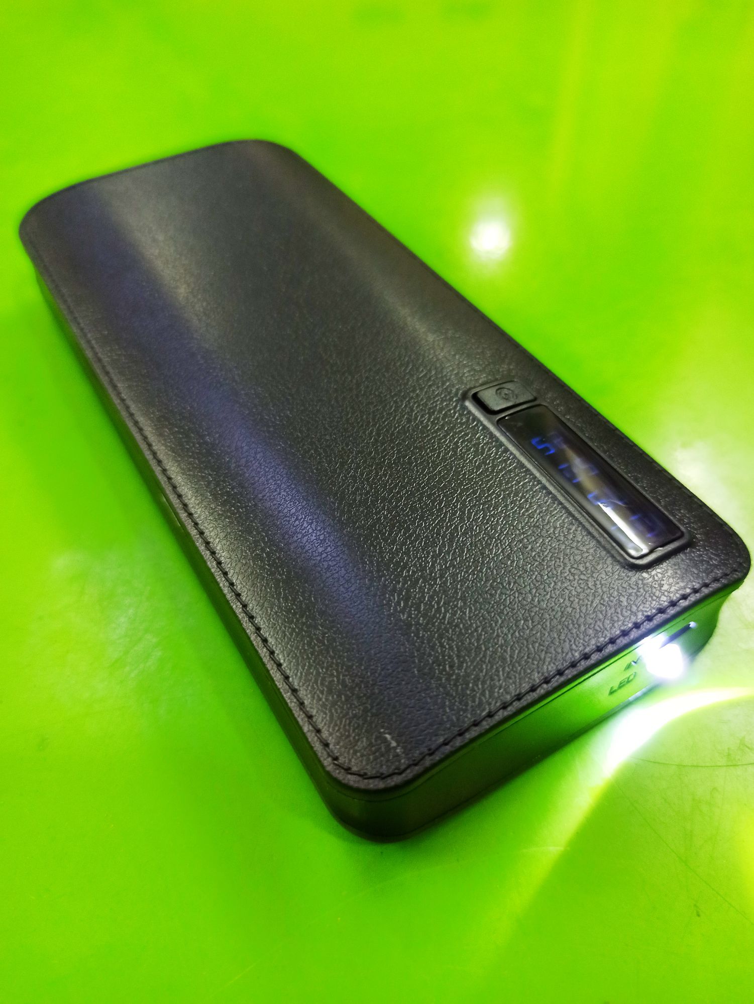 Sạc dự phòng 5 cell vỏ da