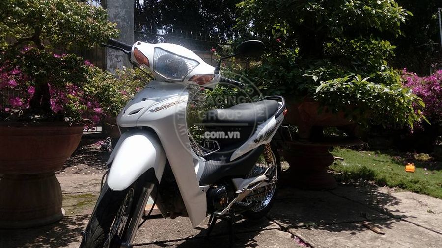 Sơn Xịt Samurai Trắng Ngọc Trai Kawasaki - Mã K420