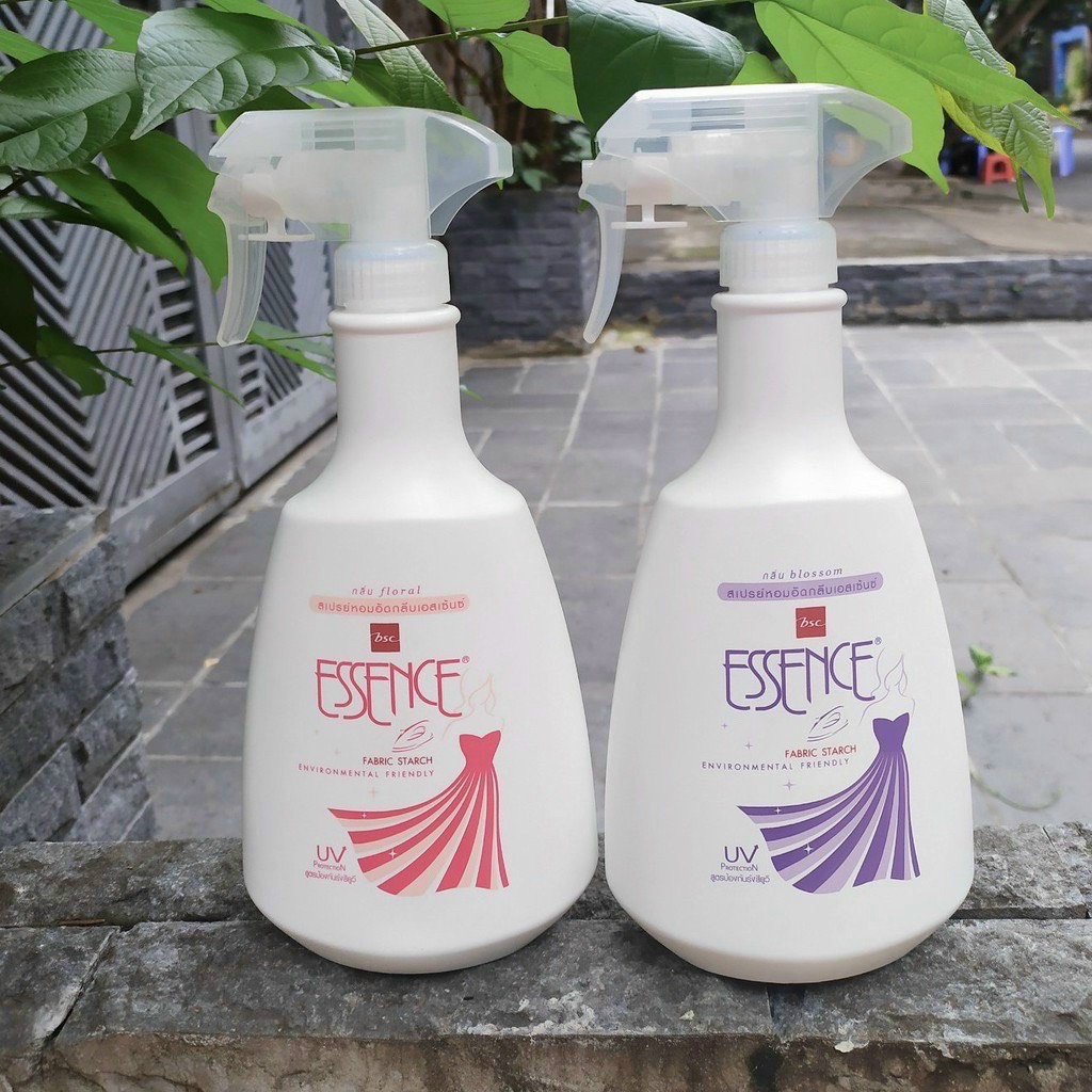 Nước Xịt Ủi Thơm Quần Áo Essence 600ML