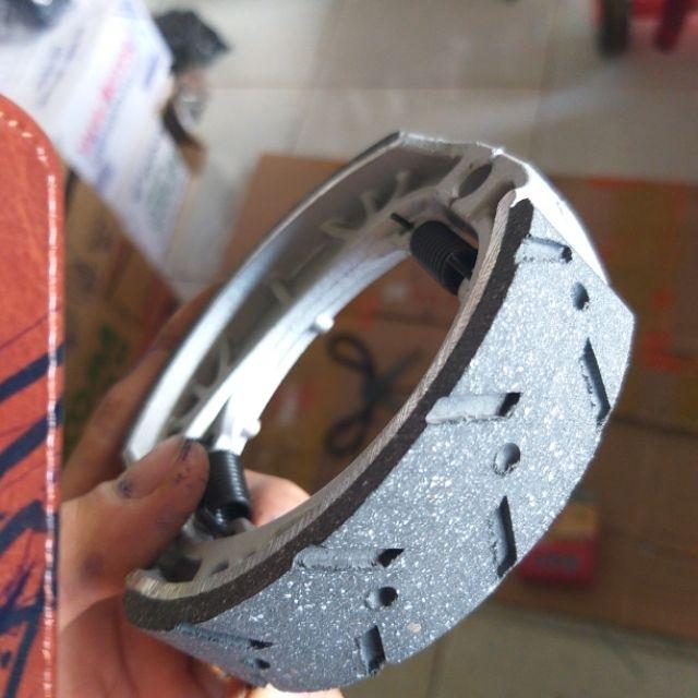 cặp má phanh dream wave chống kêu lâu mòn loại tốt