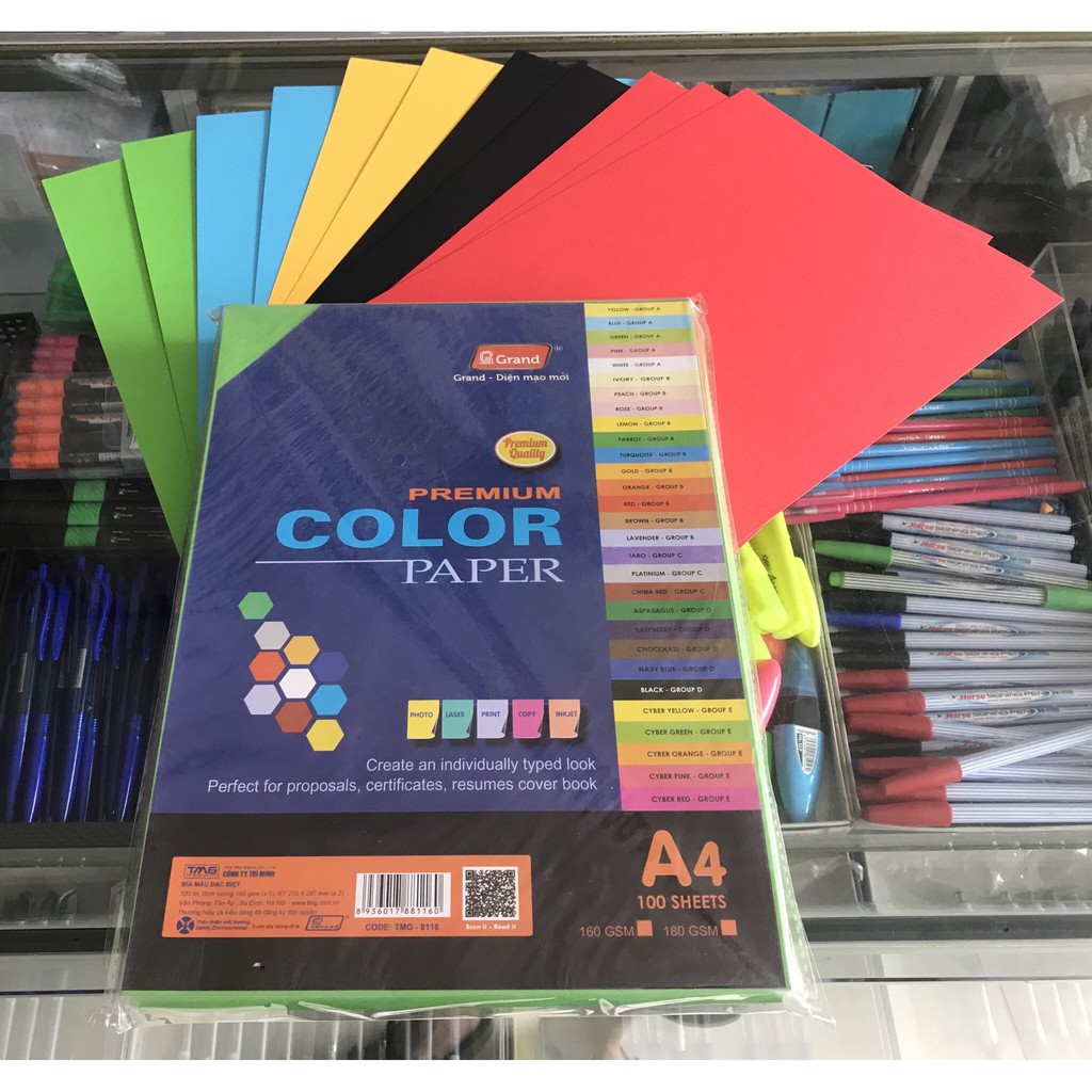 [HCM]Giấy Bìa Màu cao cấp Pgrand 180gsm đủ màu ĐENĐỎTÍM HUẾVÀNGXANH DƯƠNGXANH LÁ HỒNG (1 xấp-1 màu-100 tờ)