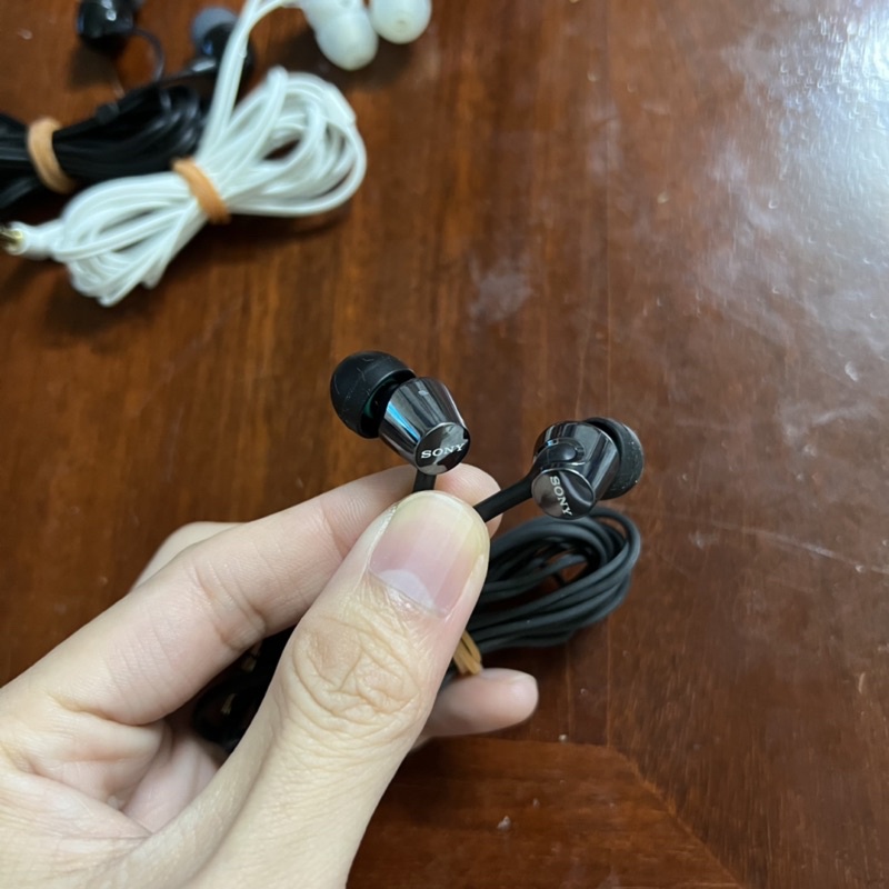 Tai nghe Sony EX150 EX155 - Đã qua sử dụng
