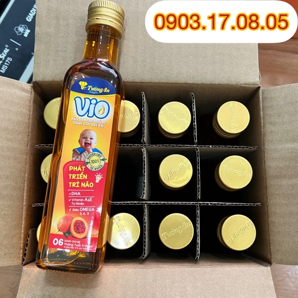 Vio Gac nutritional oil for kid Tuong An (250ml)-INGREDIENTS
Sesame oil, refined canola oil, Gac oil, DHA, Vitamin A palmitate
