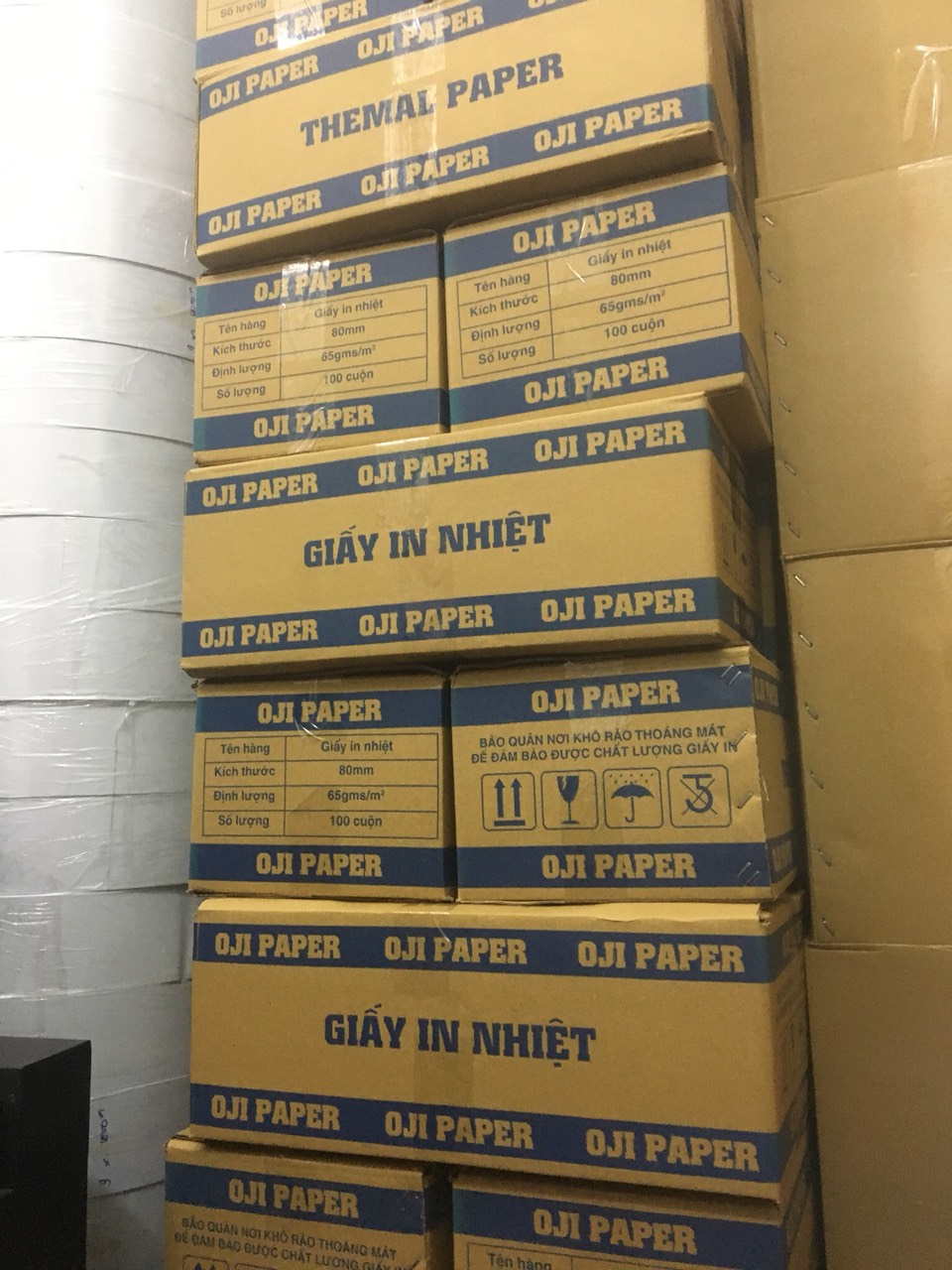 Thùng 100 cuộn giấy nhiệt in bill K80 phi 45