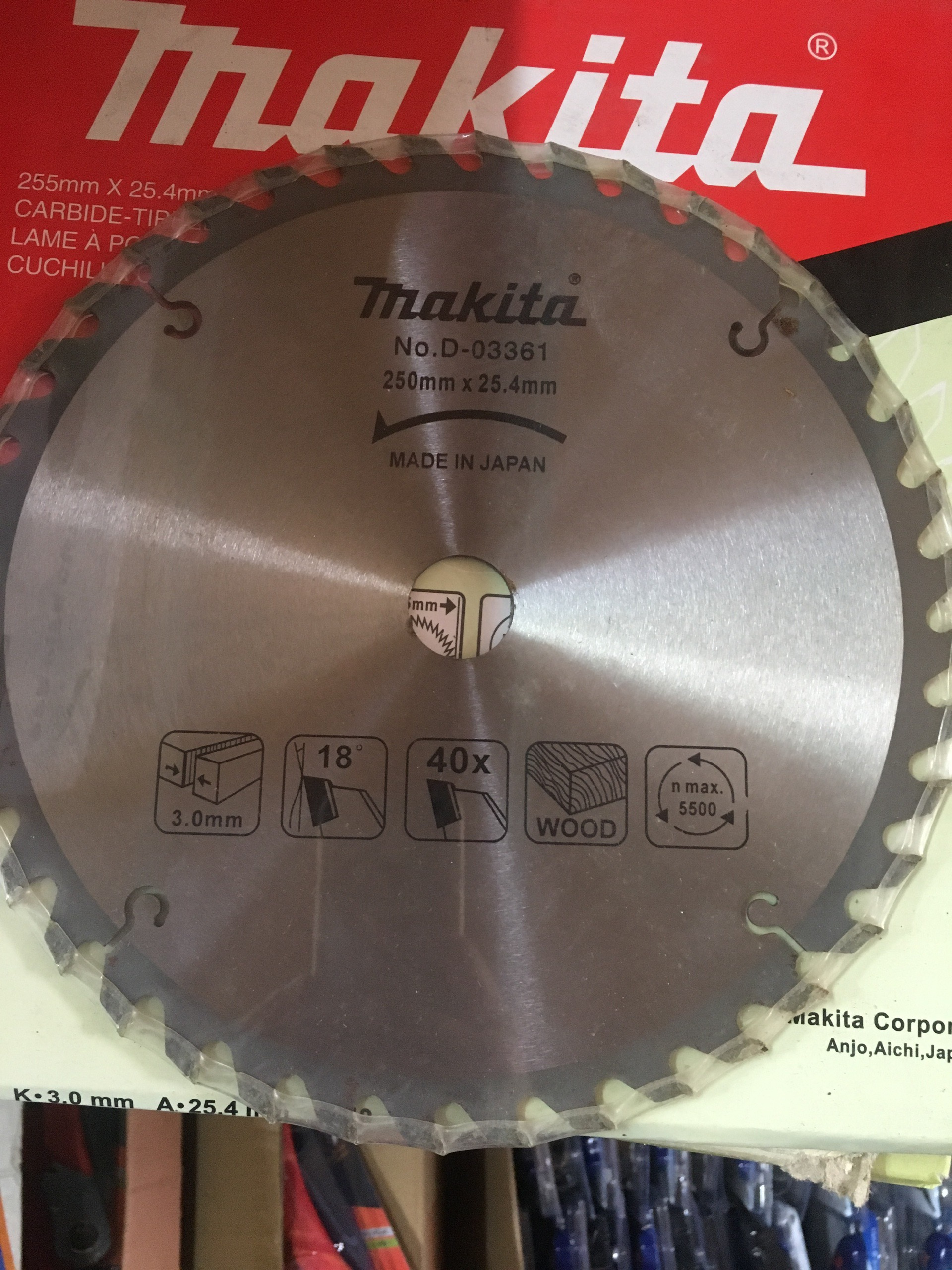 Lưỡi Cắt Gỗ Makita phi 185mm, 250mm