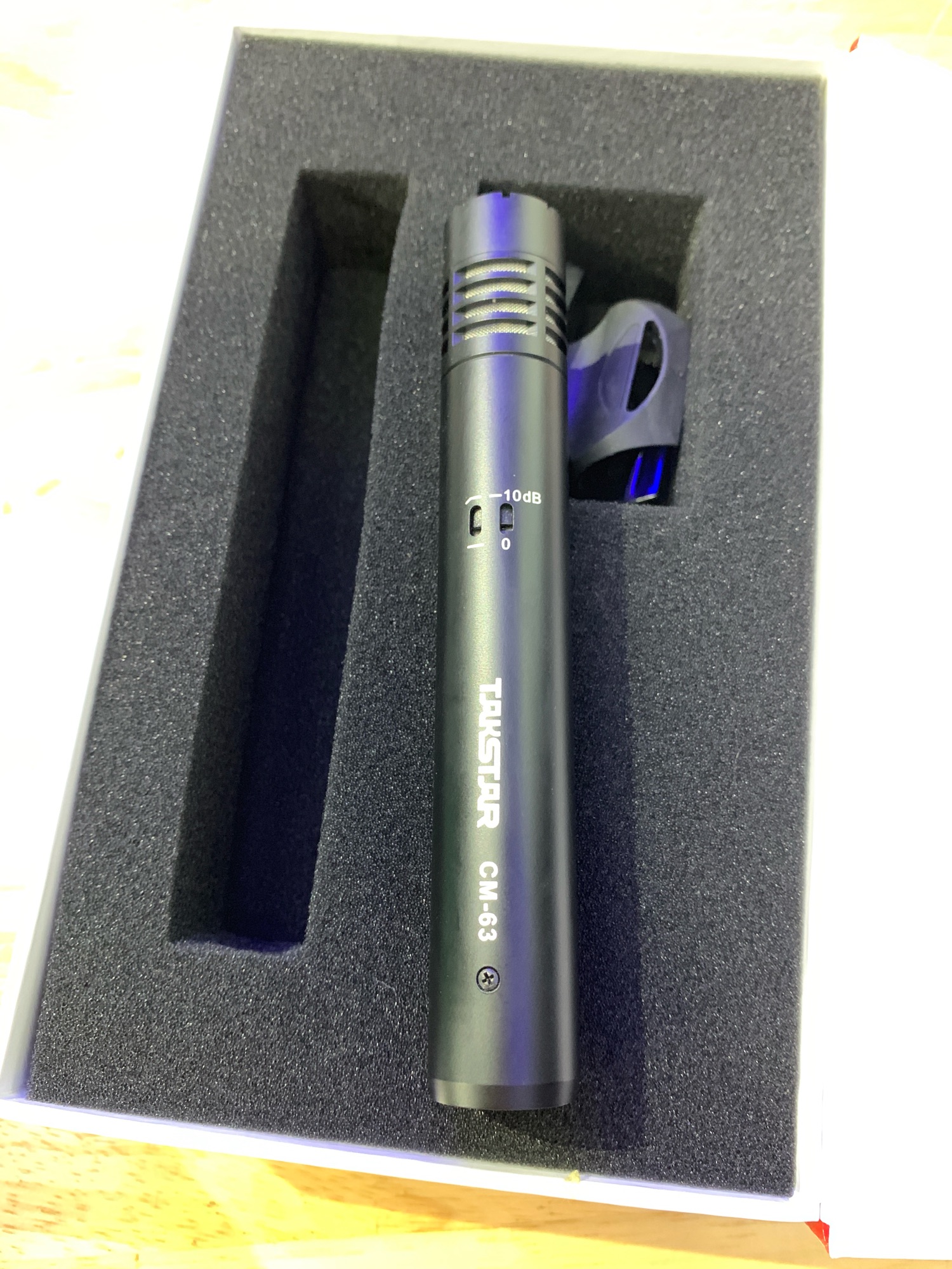 Micro TAKSTAR CM 63