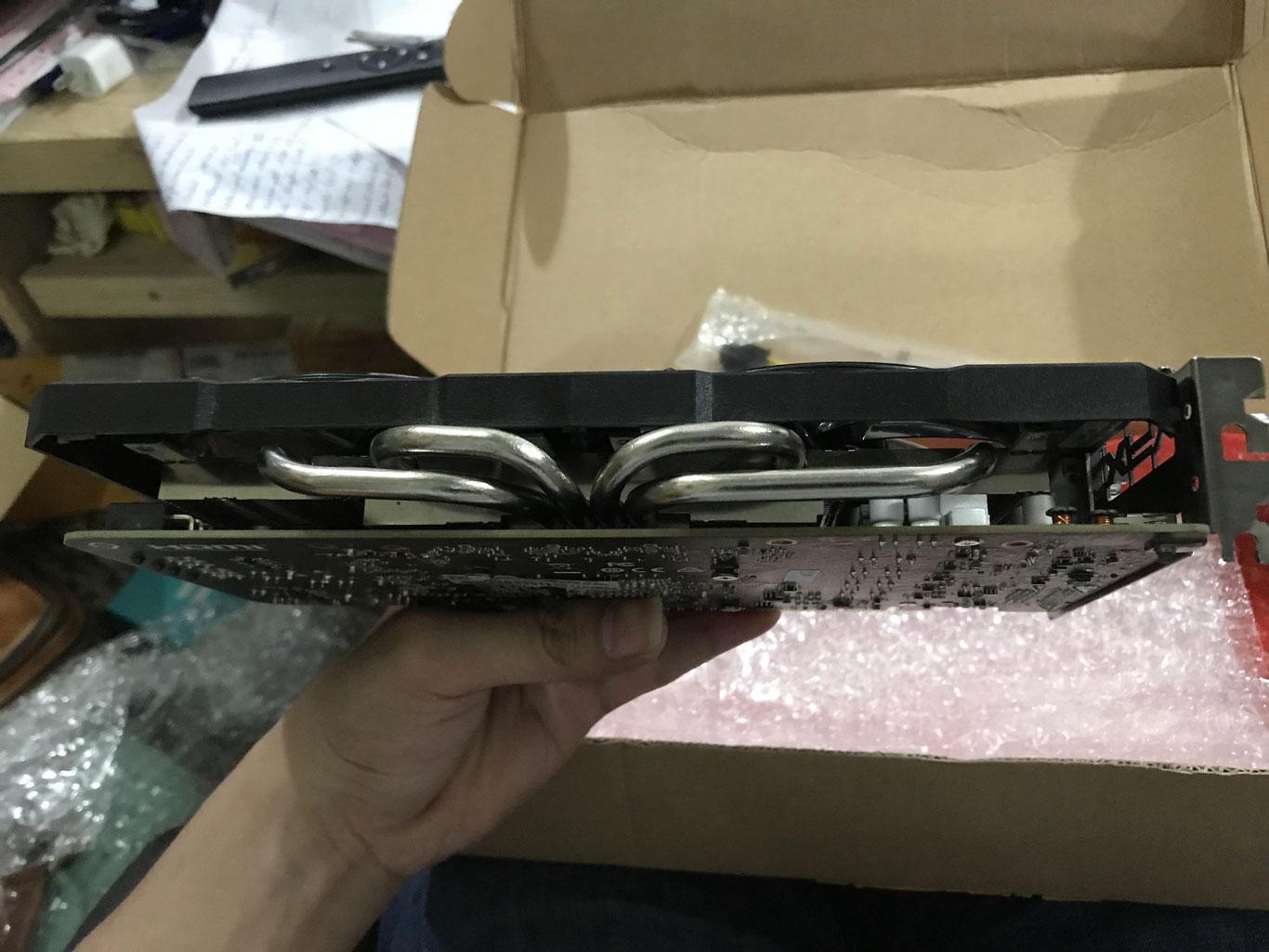 Card Đồ Họa AMD Radeon R9 380X 4GB