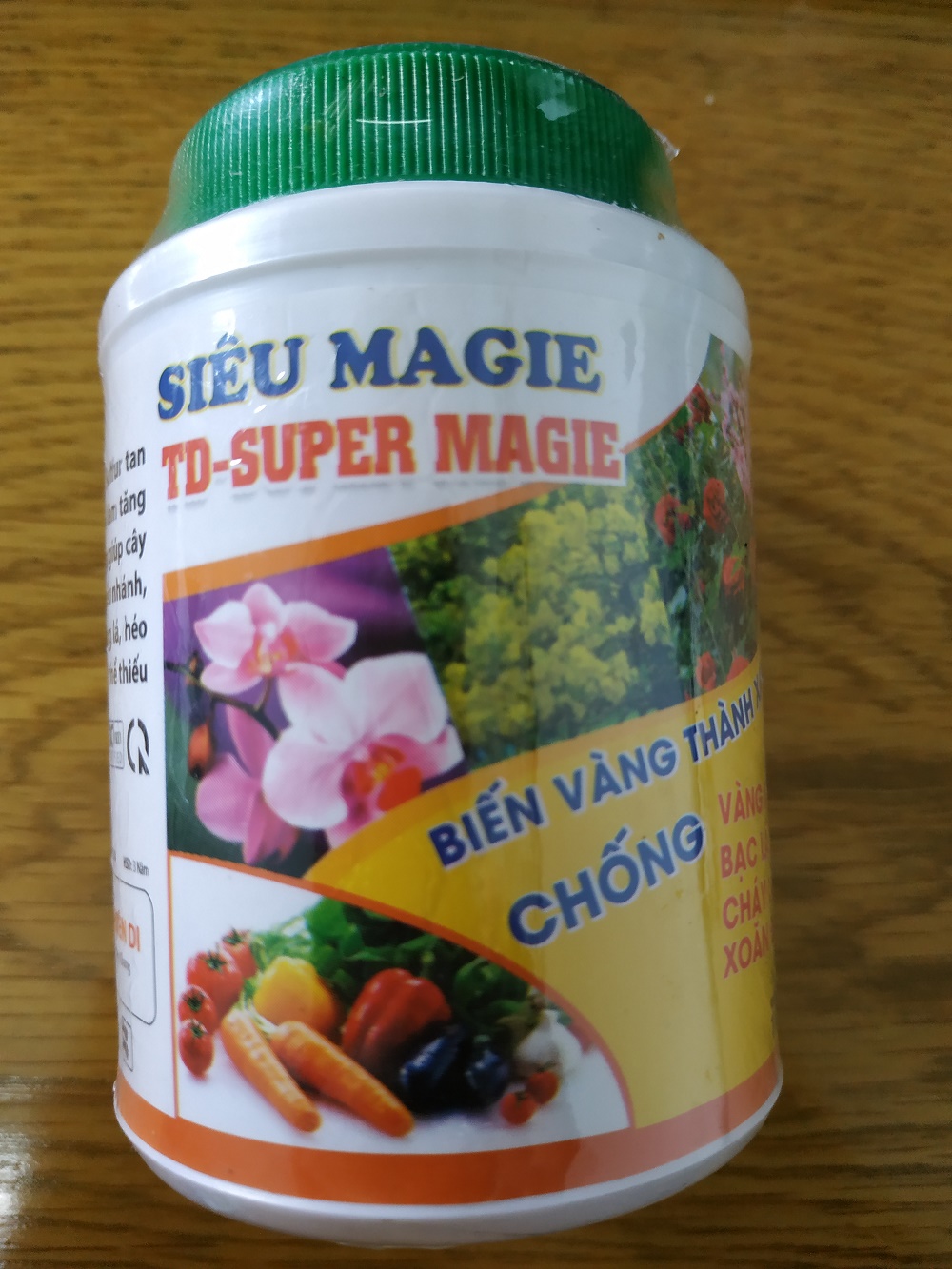 [HCM]Phân bón lá Super Magie biến vàng thành xanh - chai 100 gram