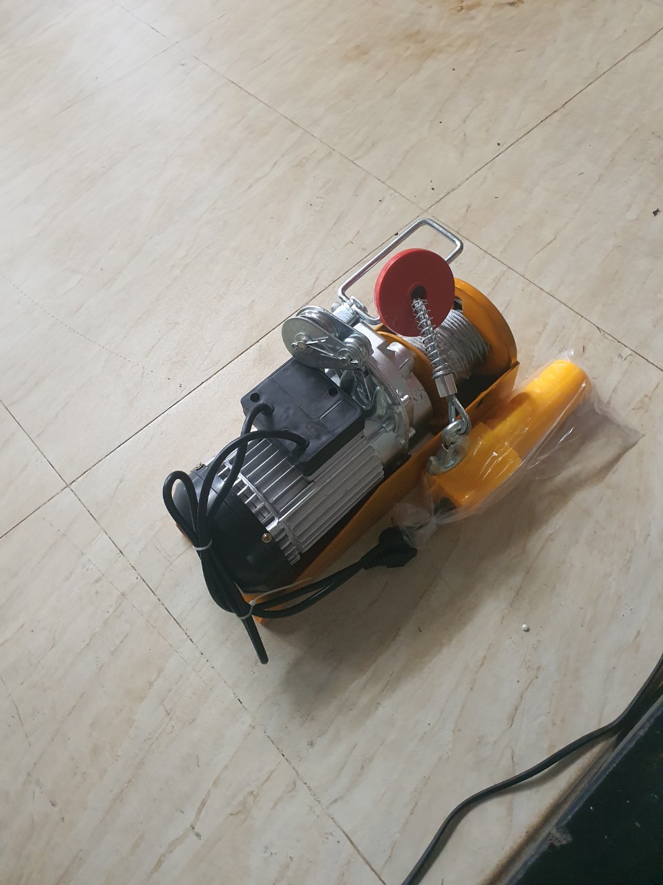 MÁY TỜI TREO PA400