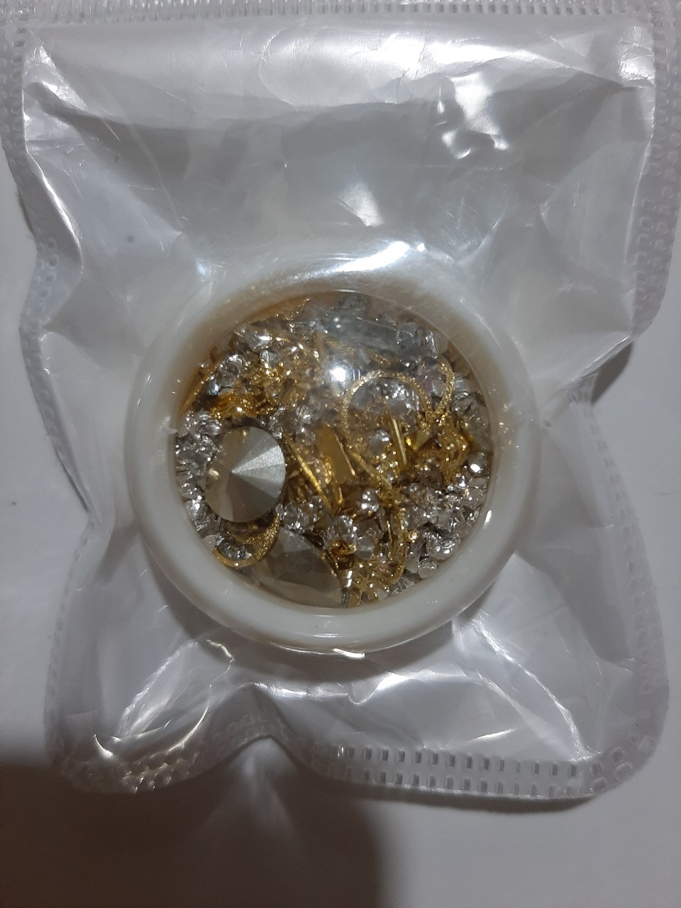 Nail hạt đá lấp lánh trang trí móng tay