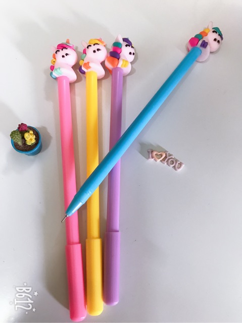 1 Cây Bút Bi Nước Ngựa Pony