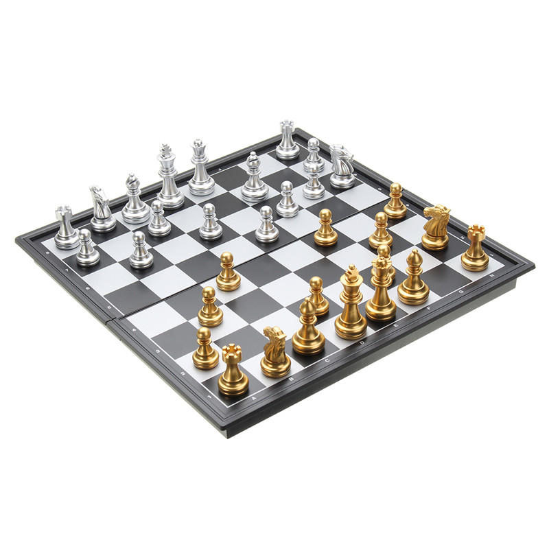 Bộ bàn cờ vua 25cm (quân cờ màu vàng- bạc)