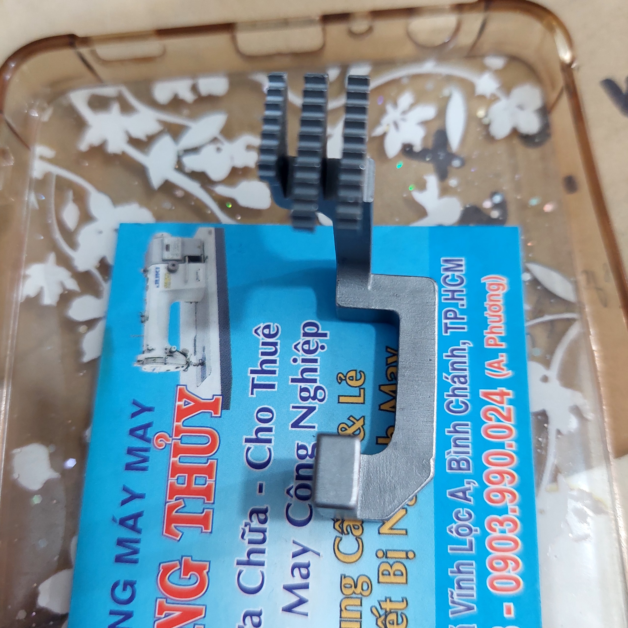 com bo răng cưa mặt nguyệt vắt sổ pegasus 4 chỉ