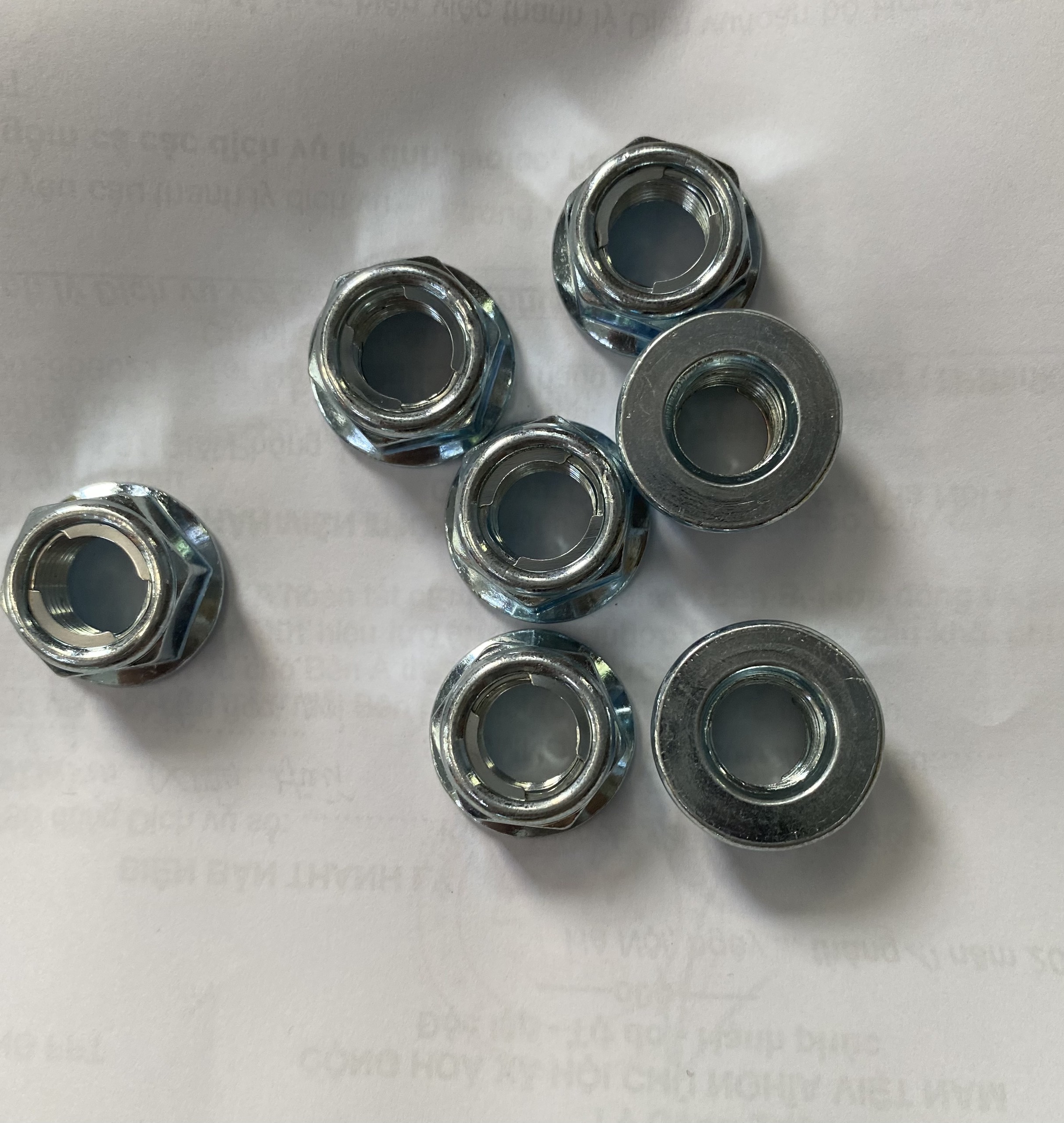 Ốc trục trước + sau 12mm zin