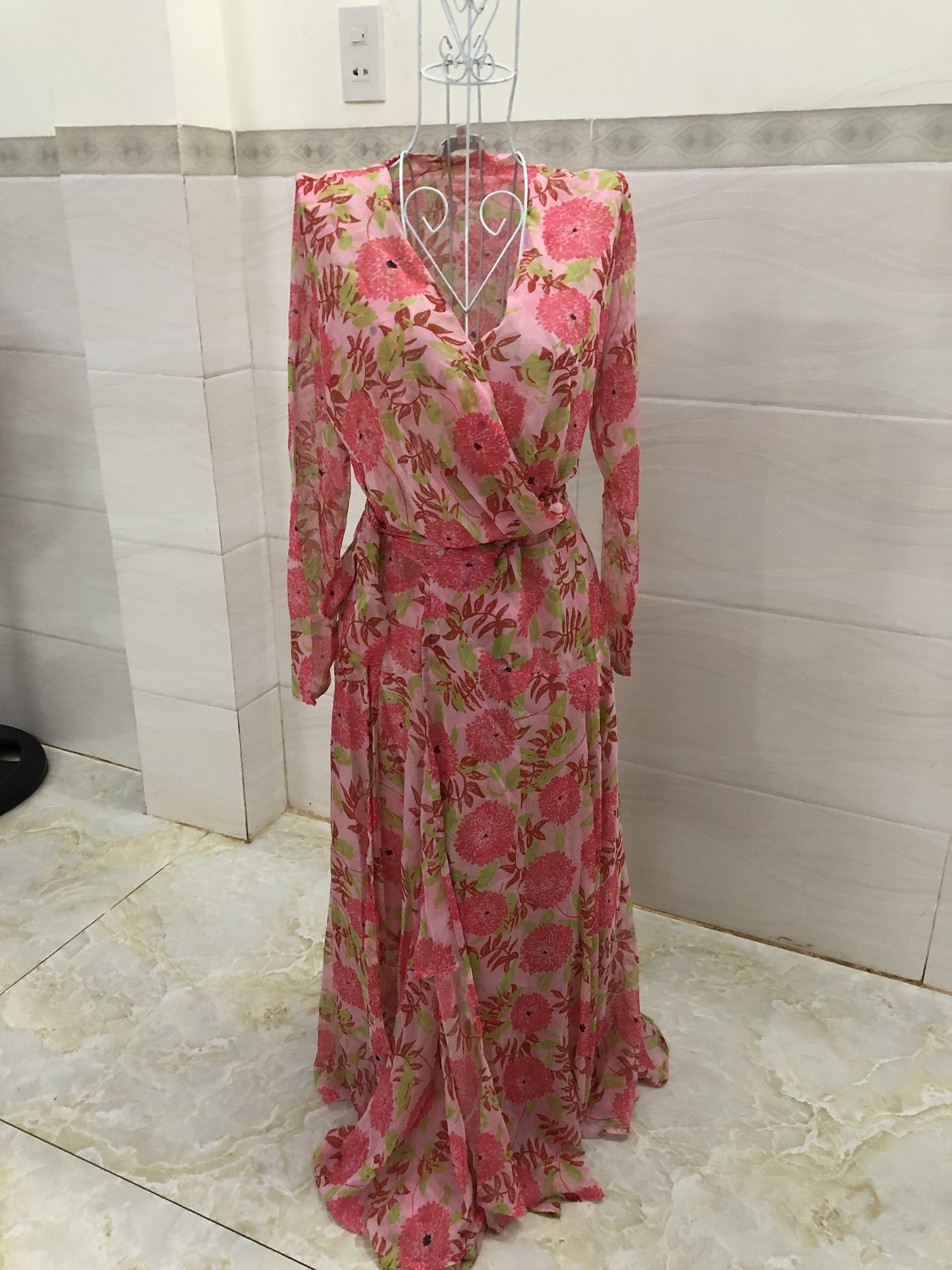 Đầm maxi đi biển