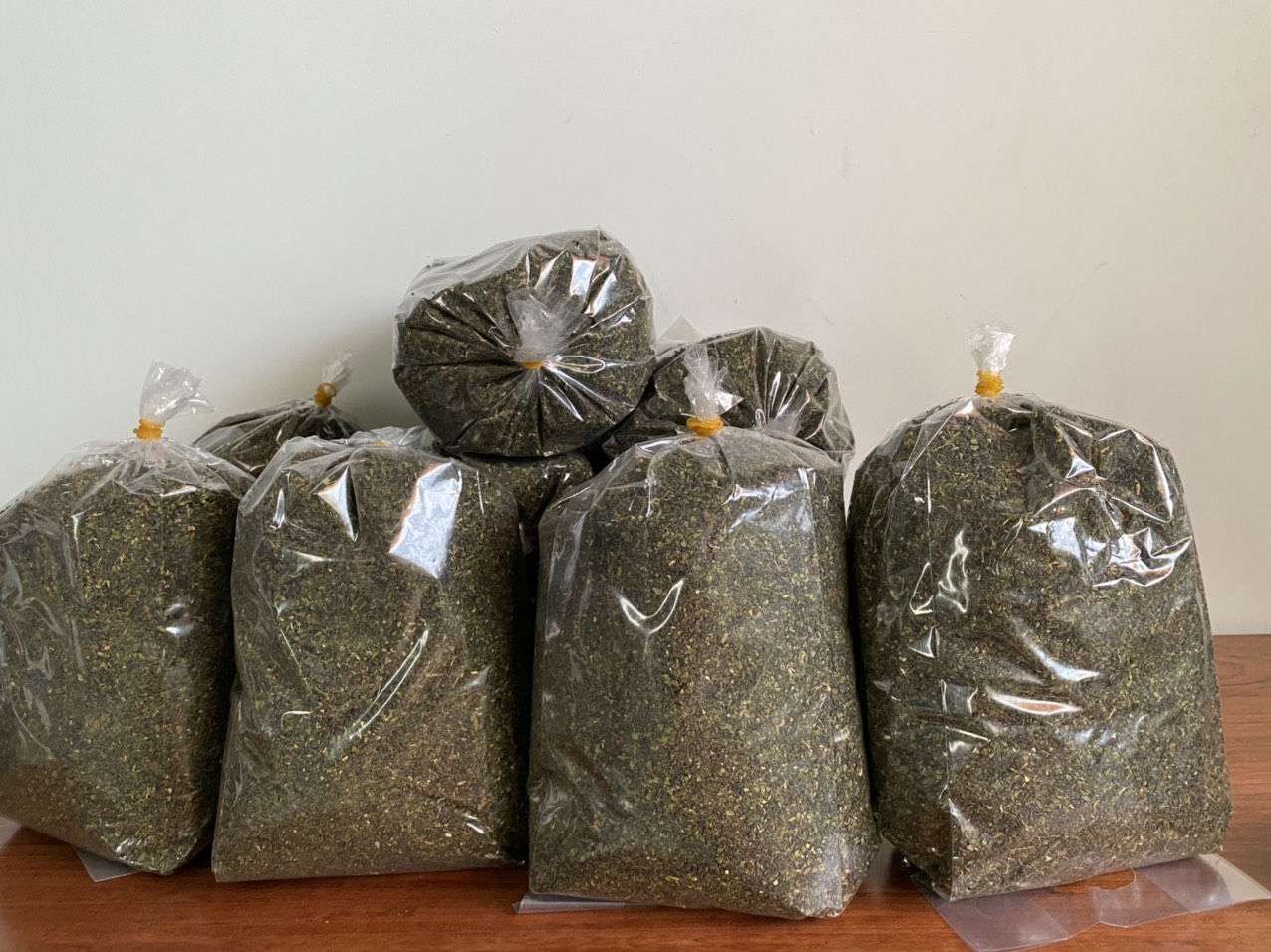 Trà xanh Bảo Lộc Trà Oolong (Ô long) tấm 1kg