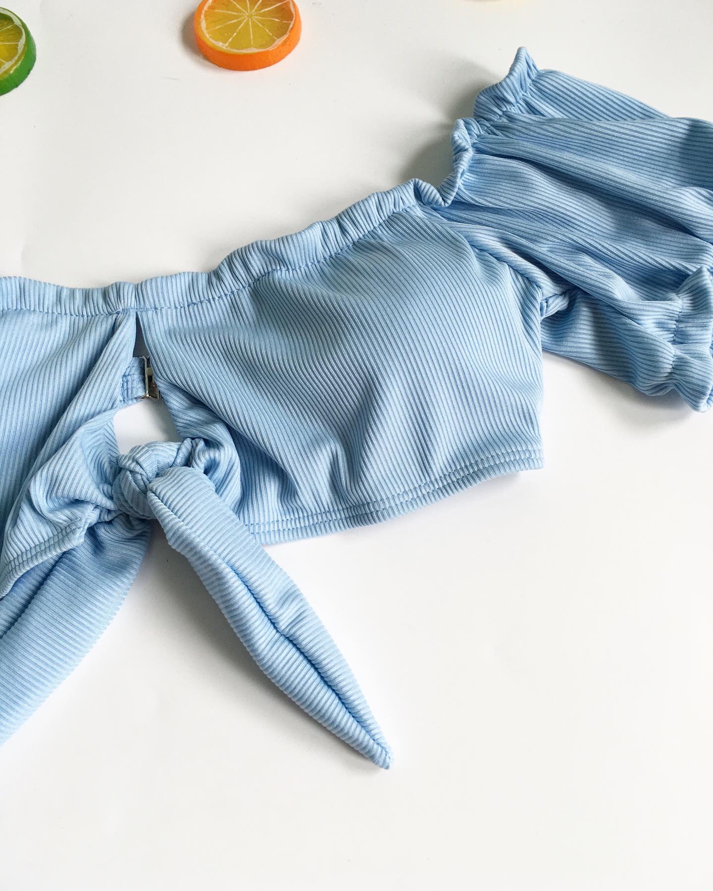 Bikini nhún bèo trễ vai xanh ngọc