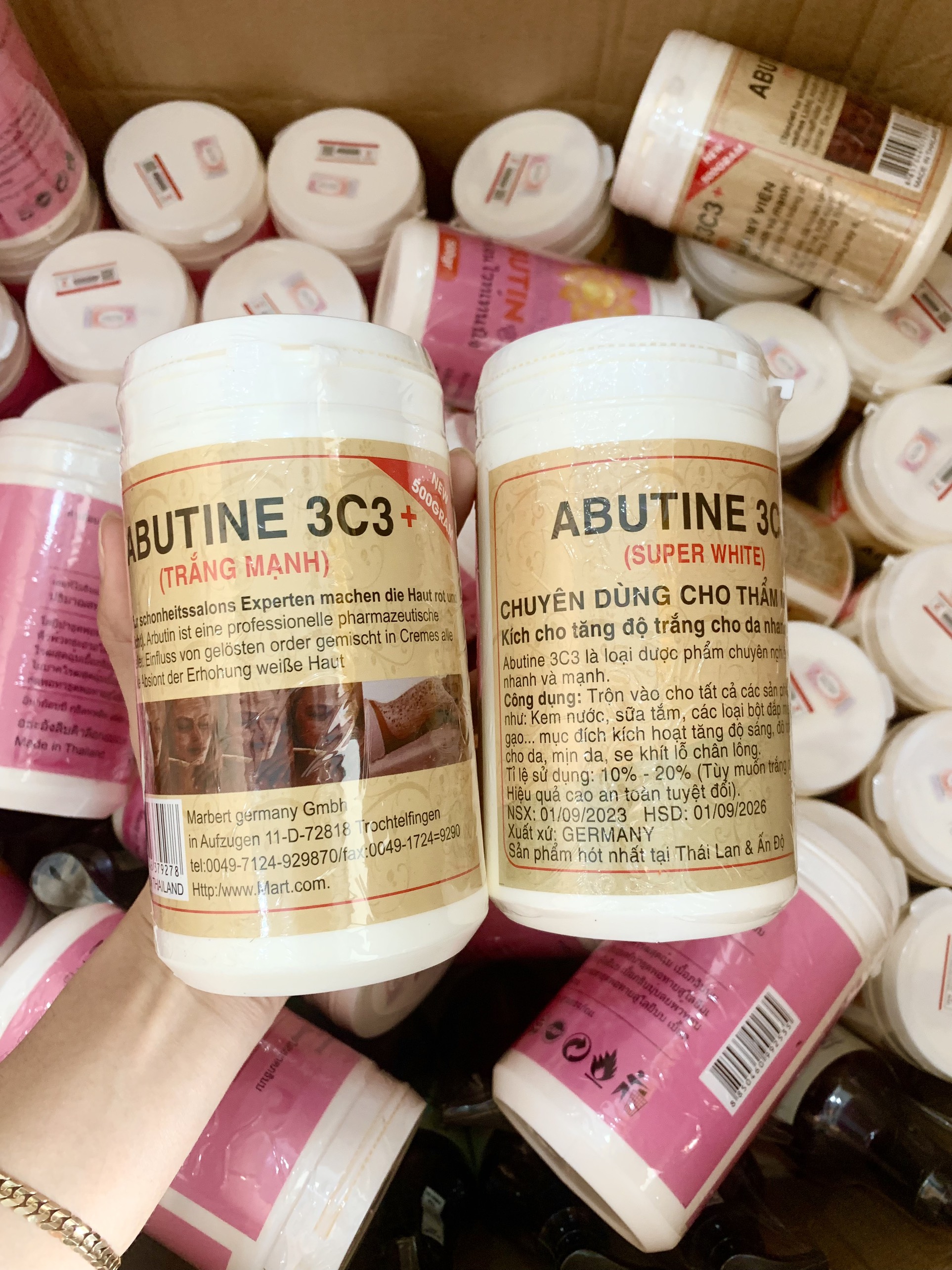 Kem kích trắng abutine 3c3