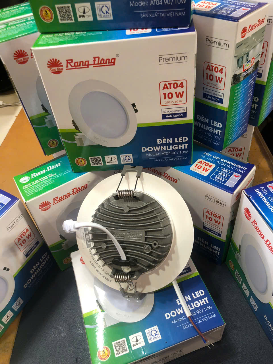 Đèn Led Downlight AT04 90/10W Rạng Đông