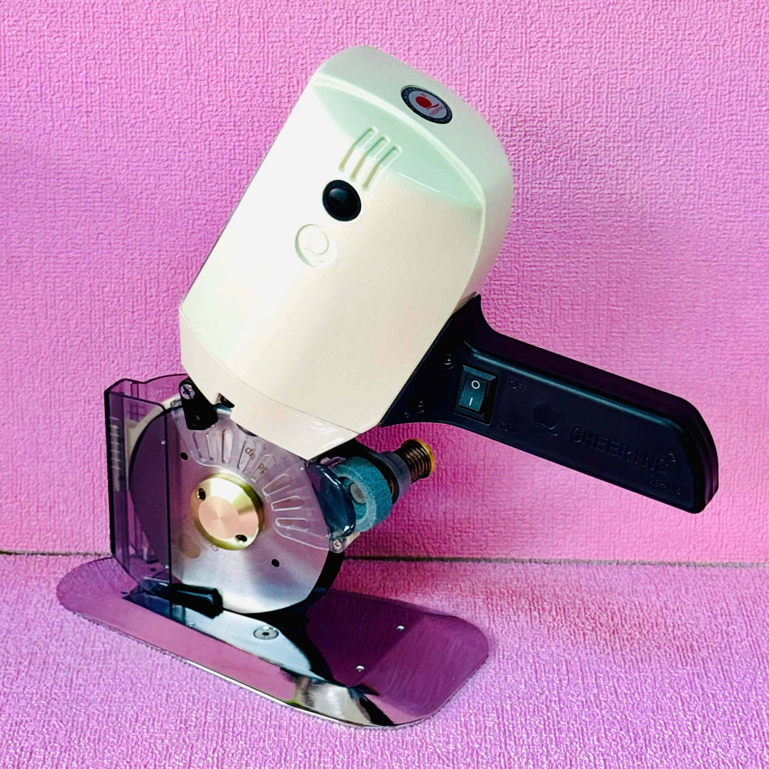 Handheld Fabric Cutting Machine Rc-100 (Cutting Height 3cm)