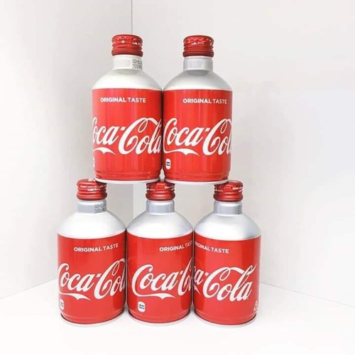 Thùng coca-cola nắp vặn Nhật Bản(24 lon)300ML