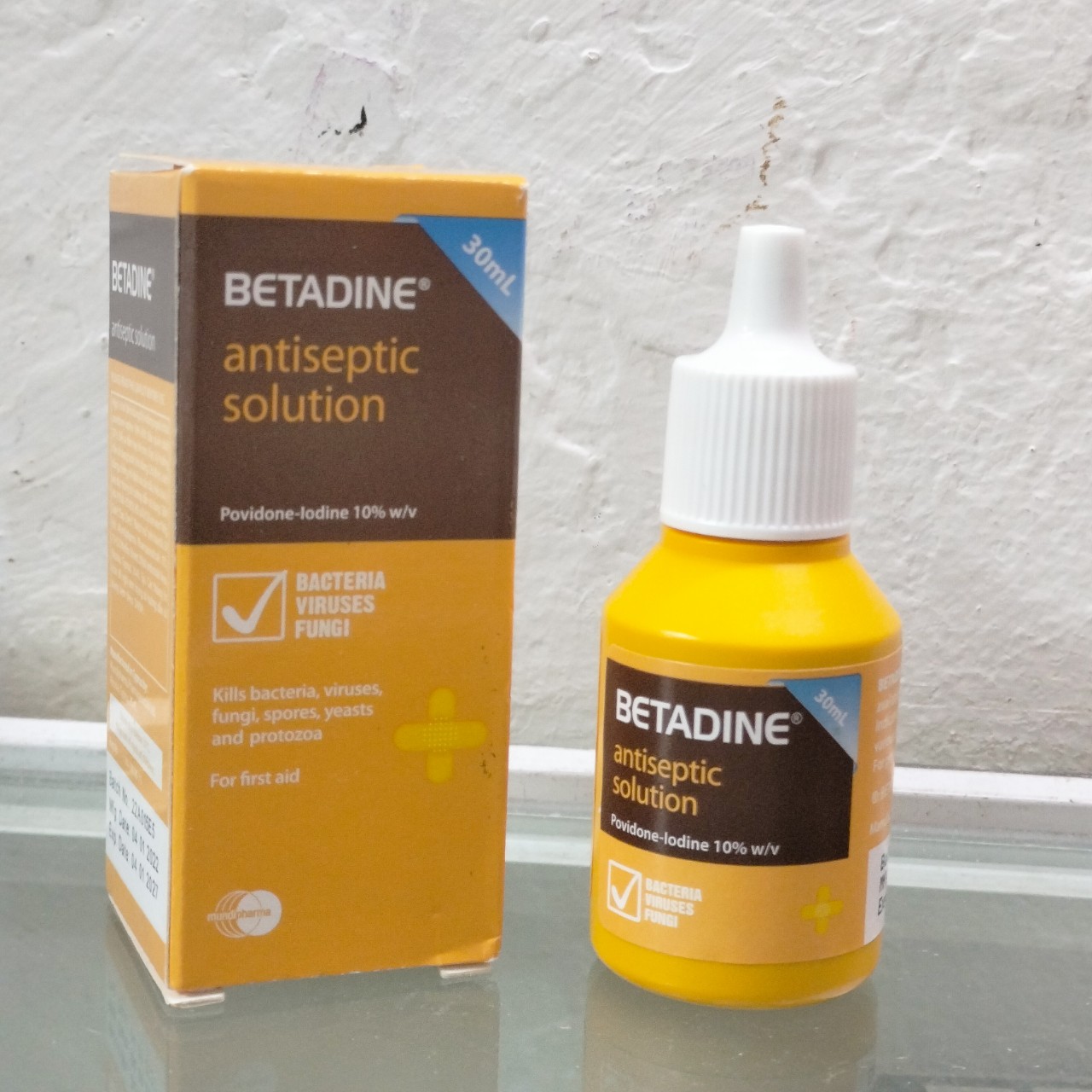 Dung dịch sát khuẩn Betadine Antiseptic Solution 30ml