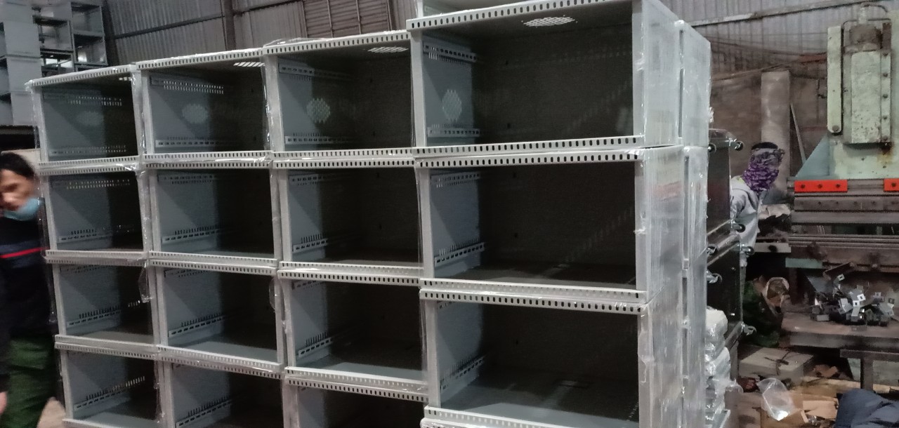 Tủ rack 6u d400 , tủ mạng 6u sâu 400 cao cấp( hàng loại 1 dày chắc)