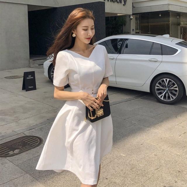 [HCM]Đầm cổ V kèm belt 2 màu