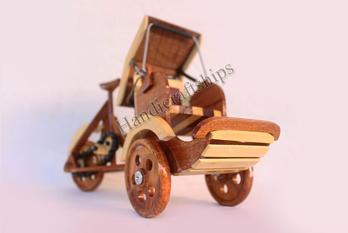 Mô hình xe xích lô gỗ (Size: 20cm)