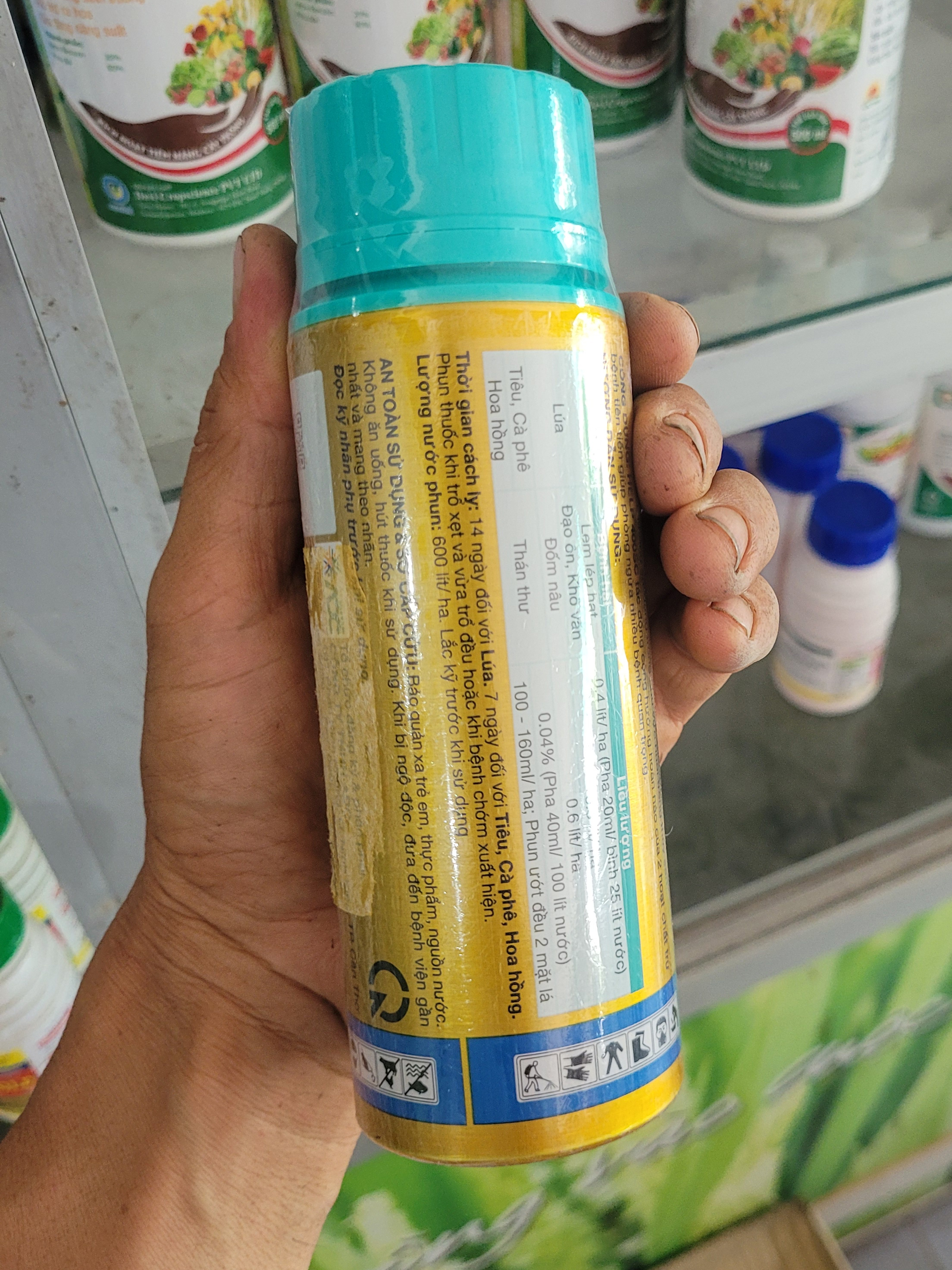 Thuốc Trừ Nấm Bệnh HELP 400sc - 250ml