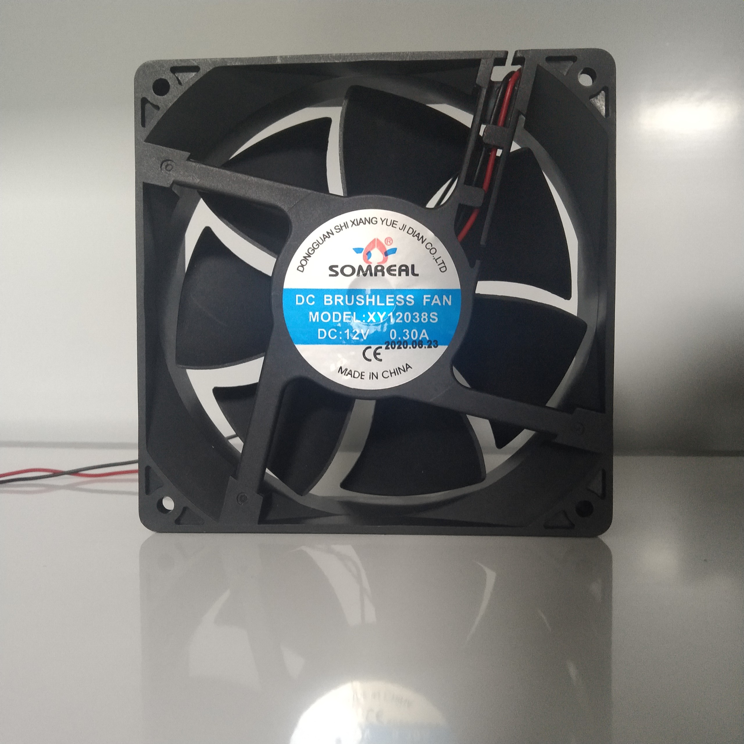 Quạt tản nhiệt 12*12*3.8cm  12V  0.30A