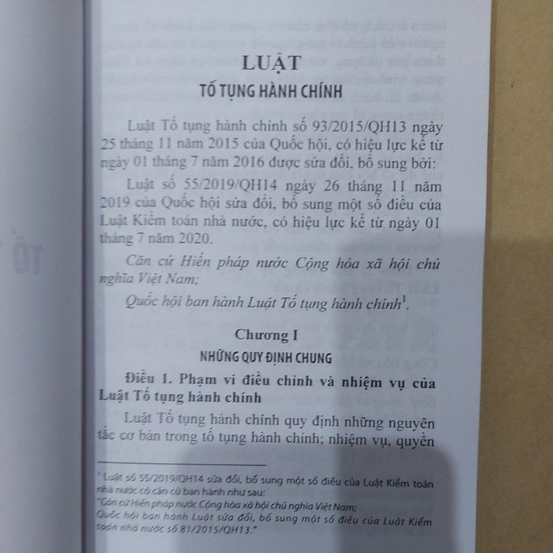 Sách - Luật tố tụng hành chính (NXB Lao Động)
