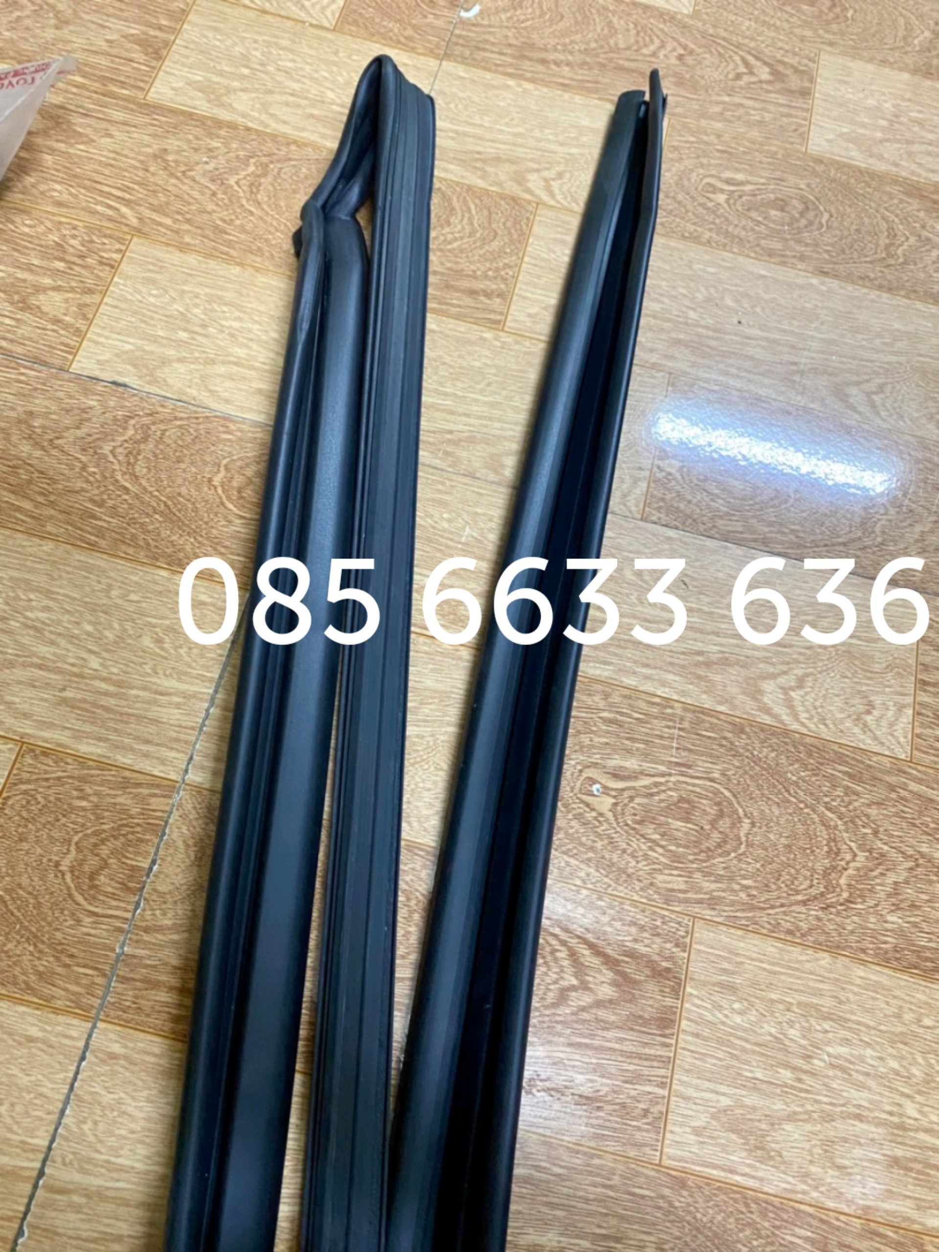 gioăng lên xuống kính vios 08 - 13 ( gioăng nâng đỡ kính ) , oem