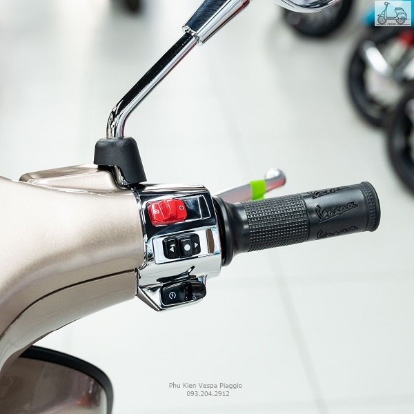 Nút Đỏ Cùm Công Tắc Vespa Sprint Primavera