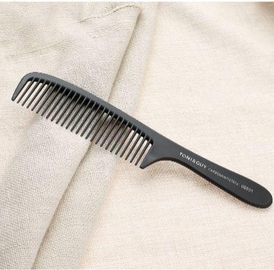 Lược cắt tóc và chải tóc TONI & GUY giá rẽ tiện lợi.