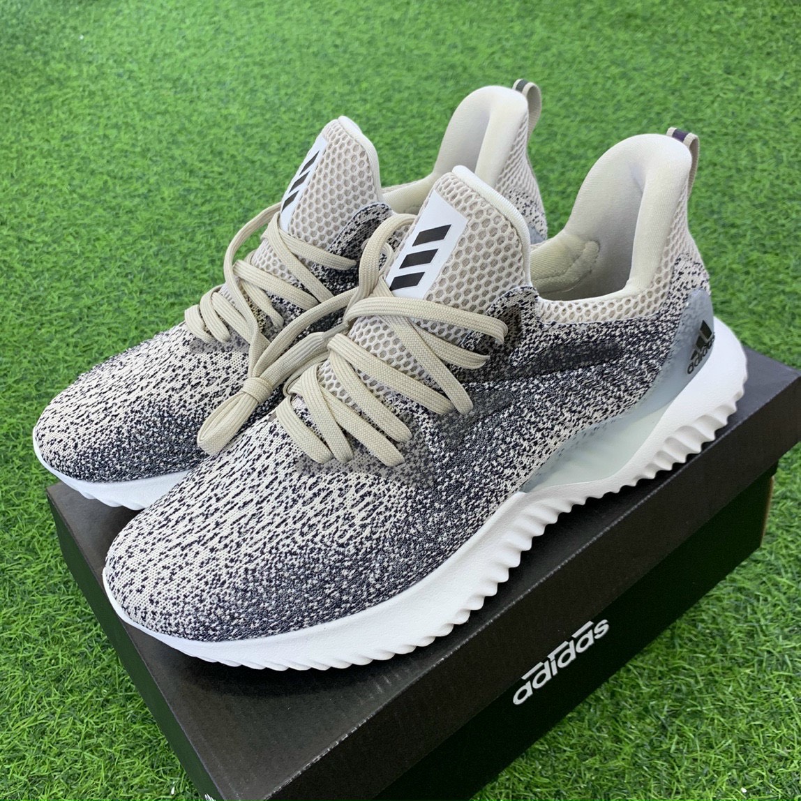 Giầy Thể Thao Nam Nữ Alphabounce