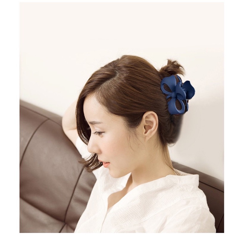 Kẹp tóc nhựa hình nơ