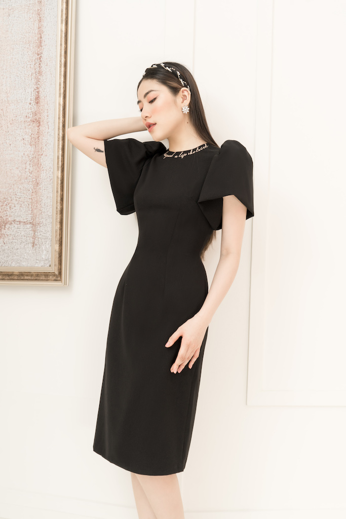 Rập - Đầm Đen Tay Phồng Cổ Tròn Thêu - BEIGE 06