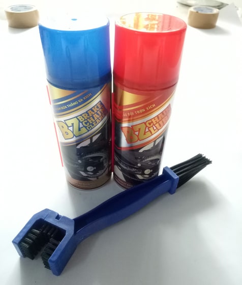 Chai rửa xích + dưỡng xích . dùng cho tât ca các dòng xe máy