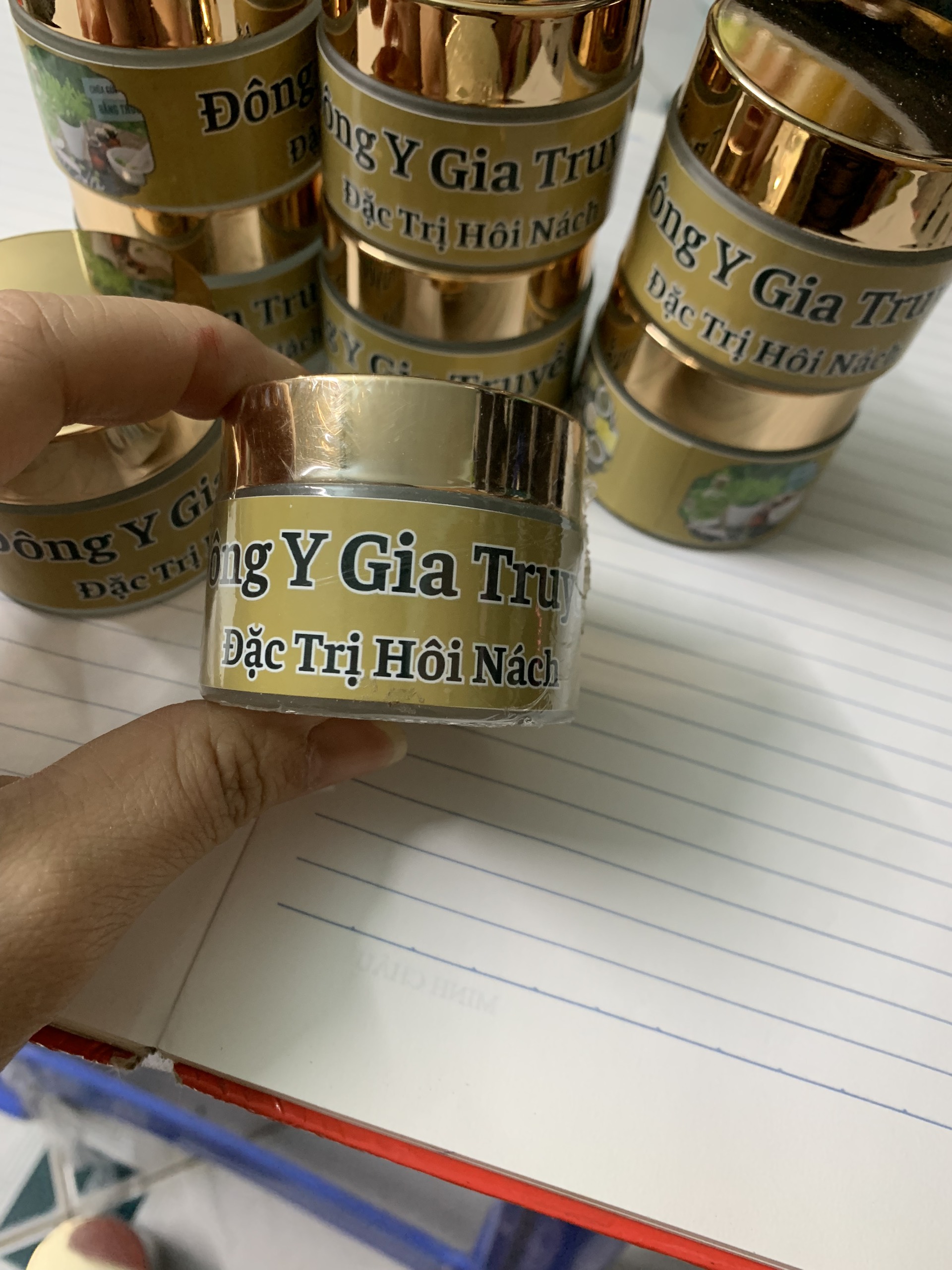 Bột thảo dược khử mùi hôi nách hôi chân