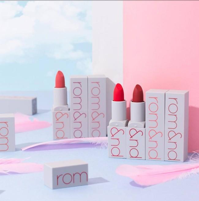 Son Lì Siêu Mịn Romand Zero Gram Lipstick