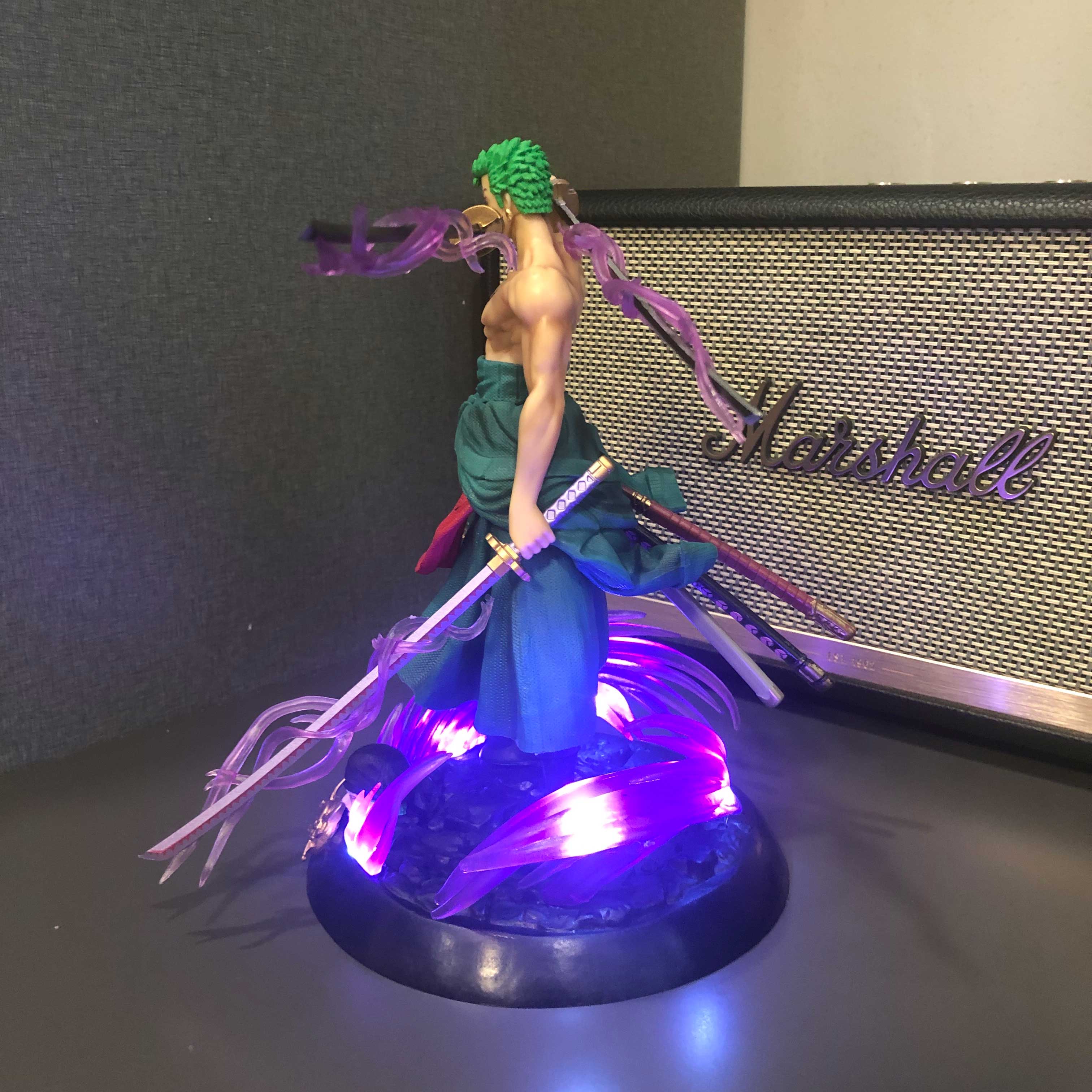 Mô hình Zoro 21 cm có LED USB - One Piece